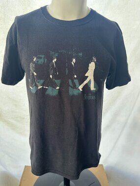 Beatles Abbey Road John Lennon Men's Black Shirt Size Medium Paul McCartney Geor